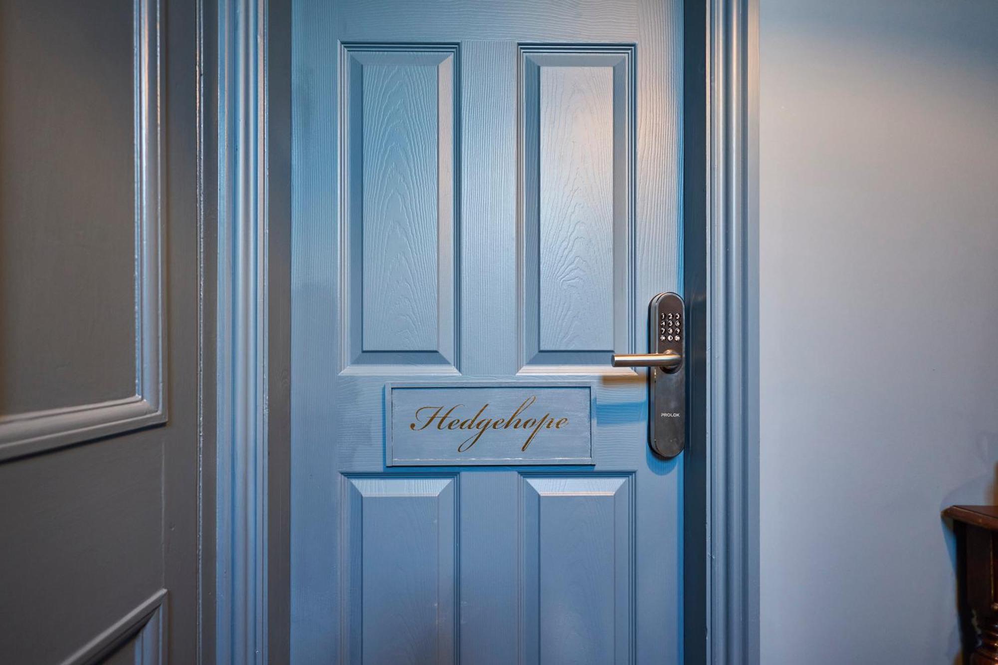 Arlington House Hotel - Self Check-In Suites Уулер Стая снимка